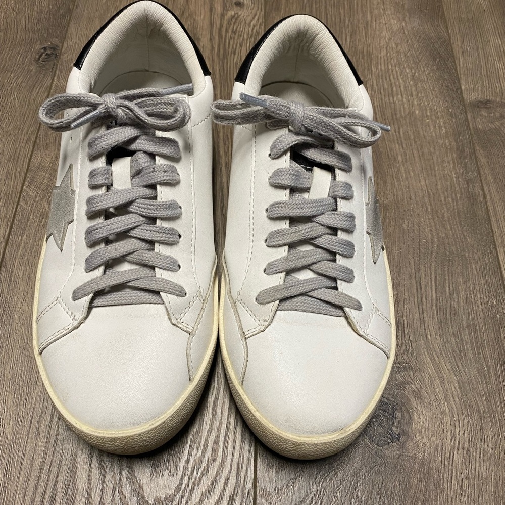 Star sneakers